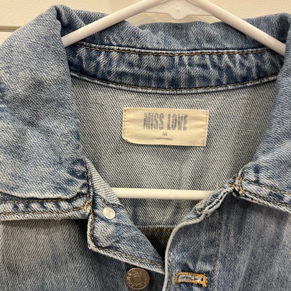 Blue Denim Jumpsuit with Vintage Wash and Relaxed Fit - Picture 4 of 4